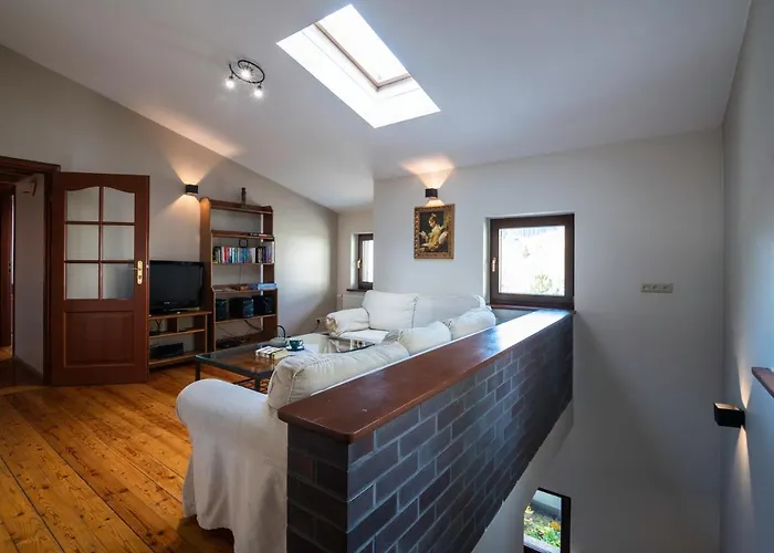 公寓 Sloneczny Kat 斯克拉斯卡波伦巴